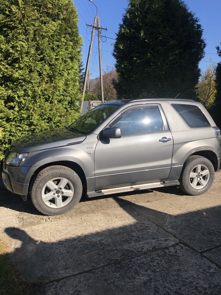 Suzuki Grand Vitara ll 1,6 lpg 2005r