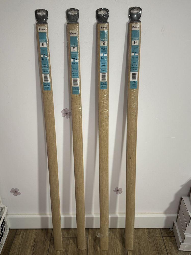 Listwa podłogowa 930x37 mm - 4 szt