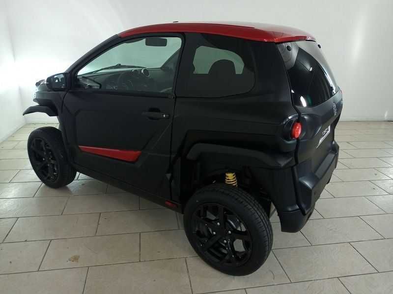 Wynajem Microcar elektryczny Aixam e-Scouty dla 14latka kat AM L6E