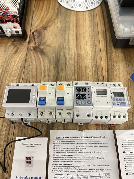 Одним лотом: для підключення гібр. інвертора пристроі на din-рейку