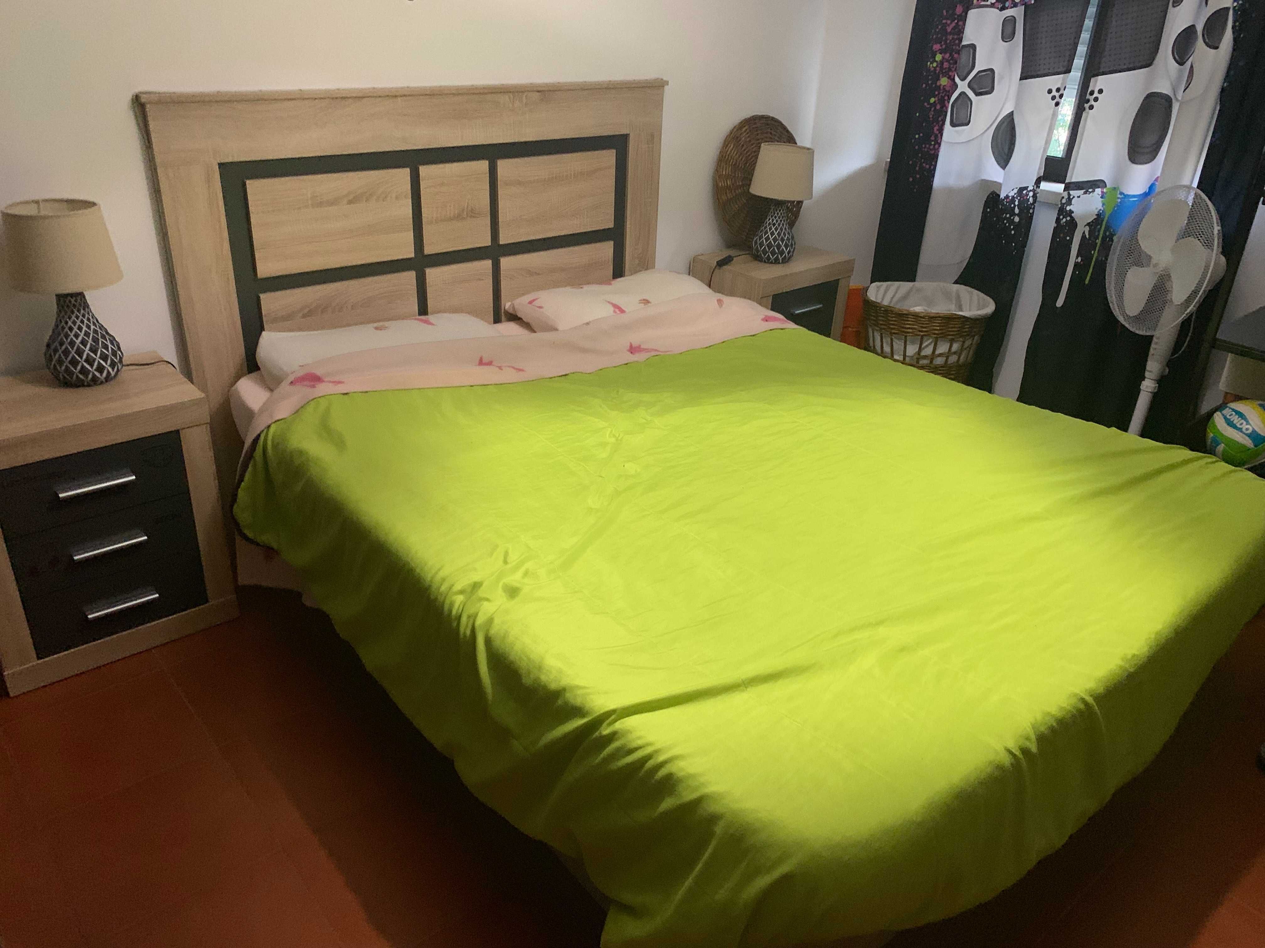 2 Mobilias de Quarto e uma de Sala