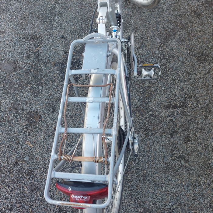 Продам алюмінієвий трекінговий велосипед.