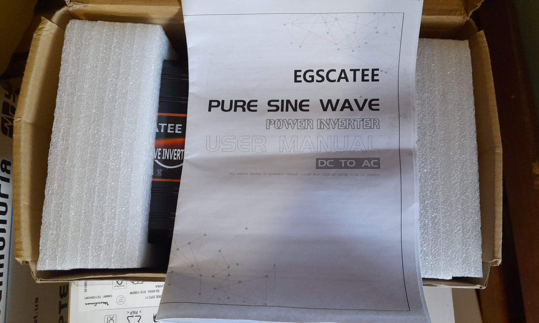 Інвертор EGSCATEE 1200W (2400W) DC12V to AC220V
