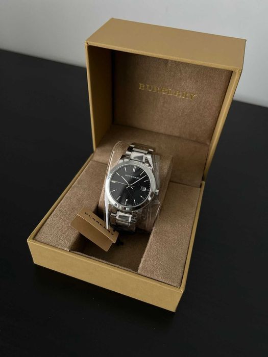 Relógio Burberry BU9001 - Novo, original com caixa e documentos