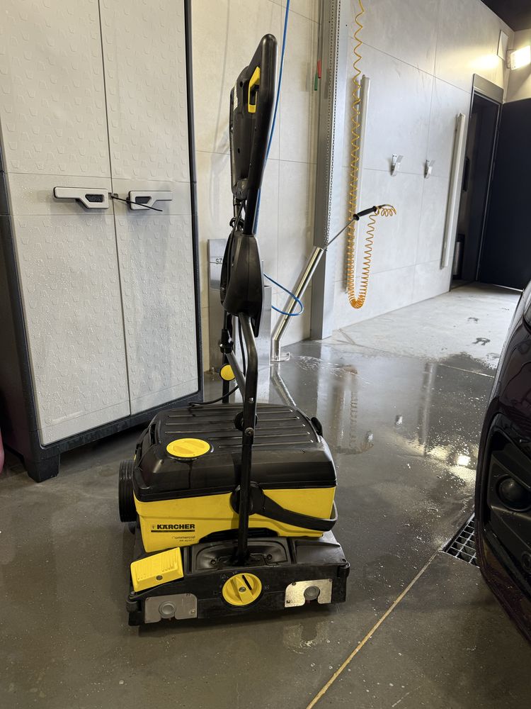 Szorowarka karcher BR 40/10c proffesional