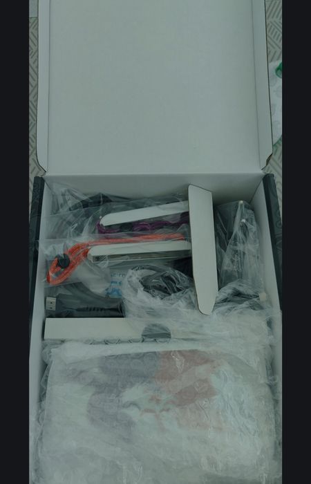 Nintendo Switch OLED Edição Pokémon + Comando Anima