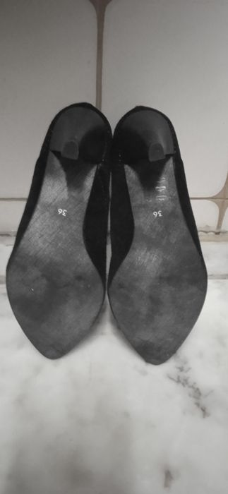 Botim senhora preto camurça