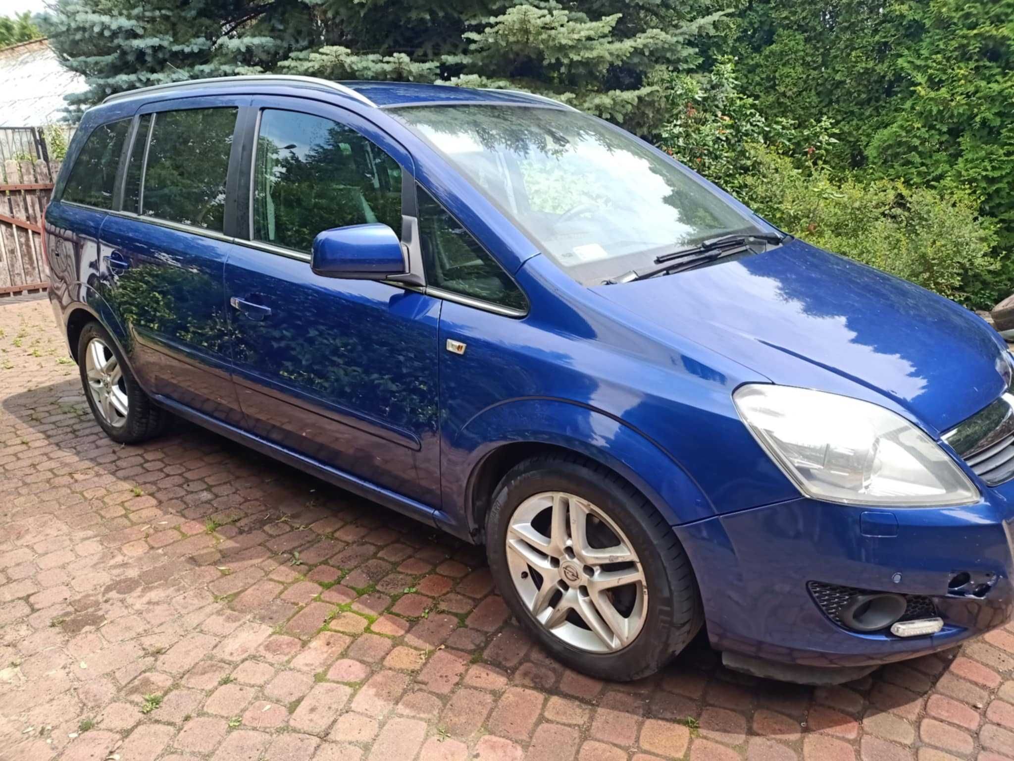 Opel Zafira B 1.8 LPG z 2011