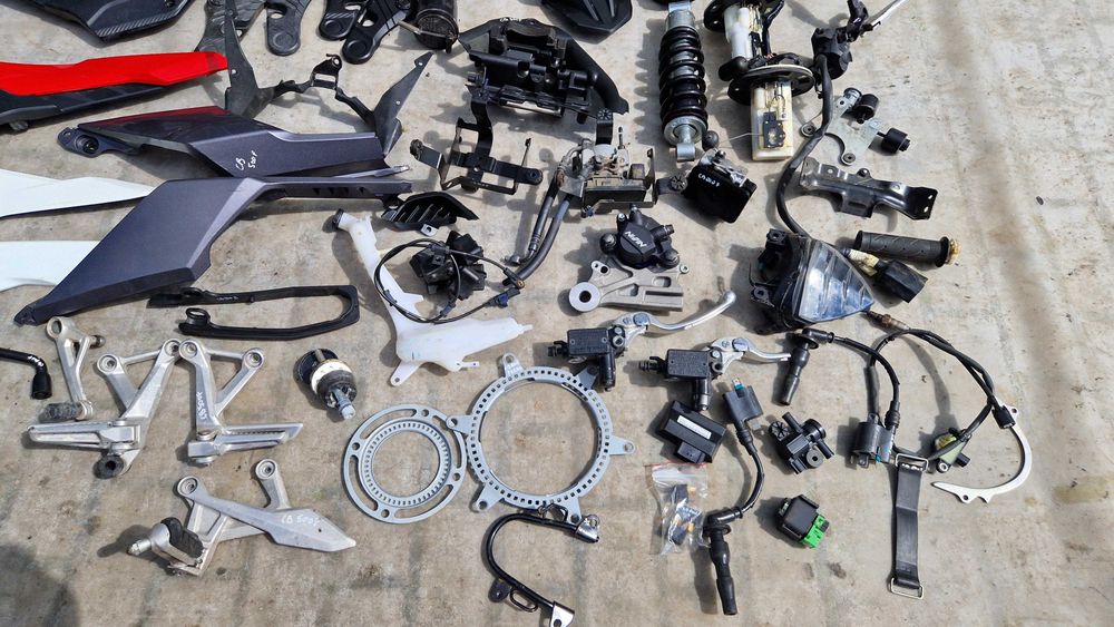 Honda CB 500 F zadupek boczek plastik owiewka wypełnienie lustro pompa