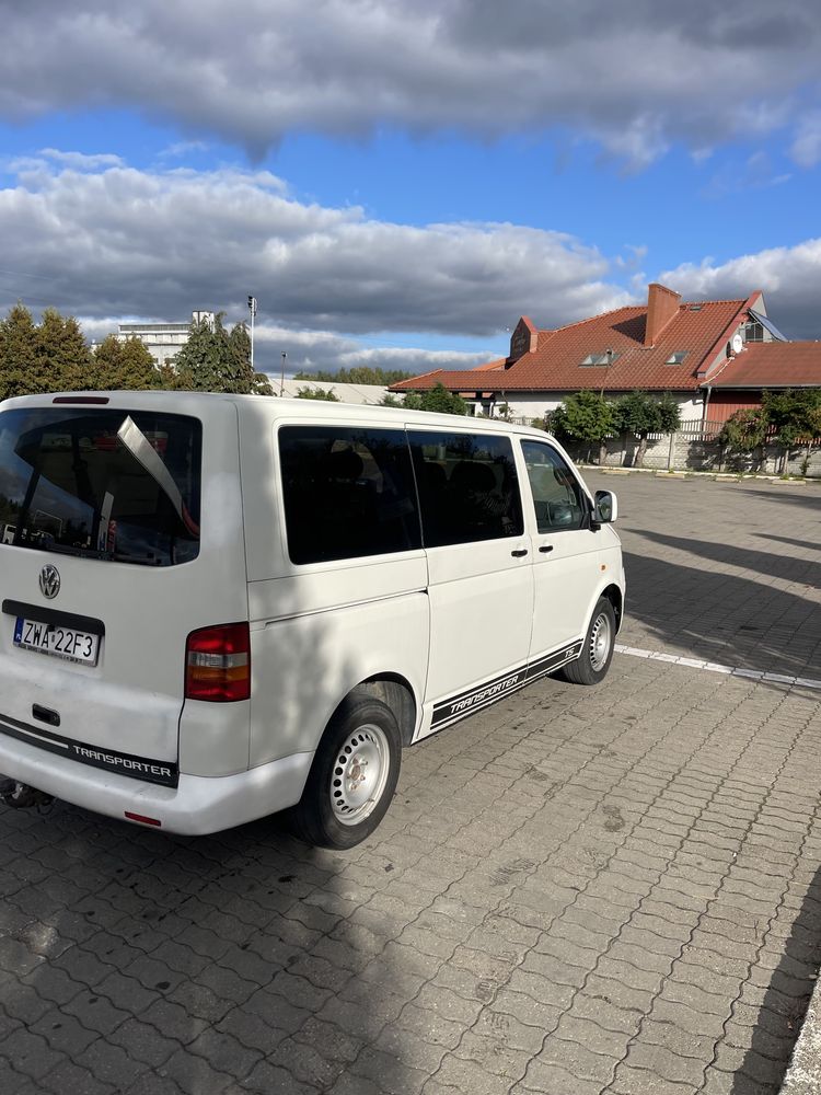 Vw Transporter T5 2.5tdi r5 9osób