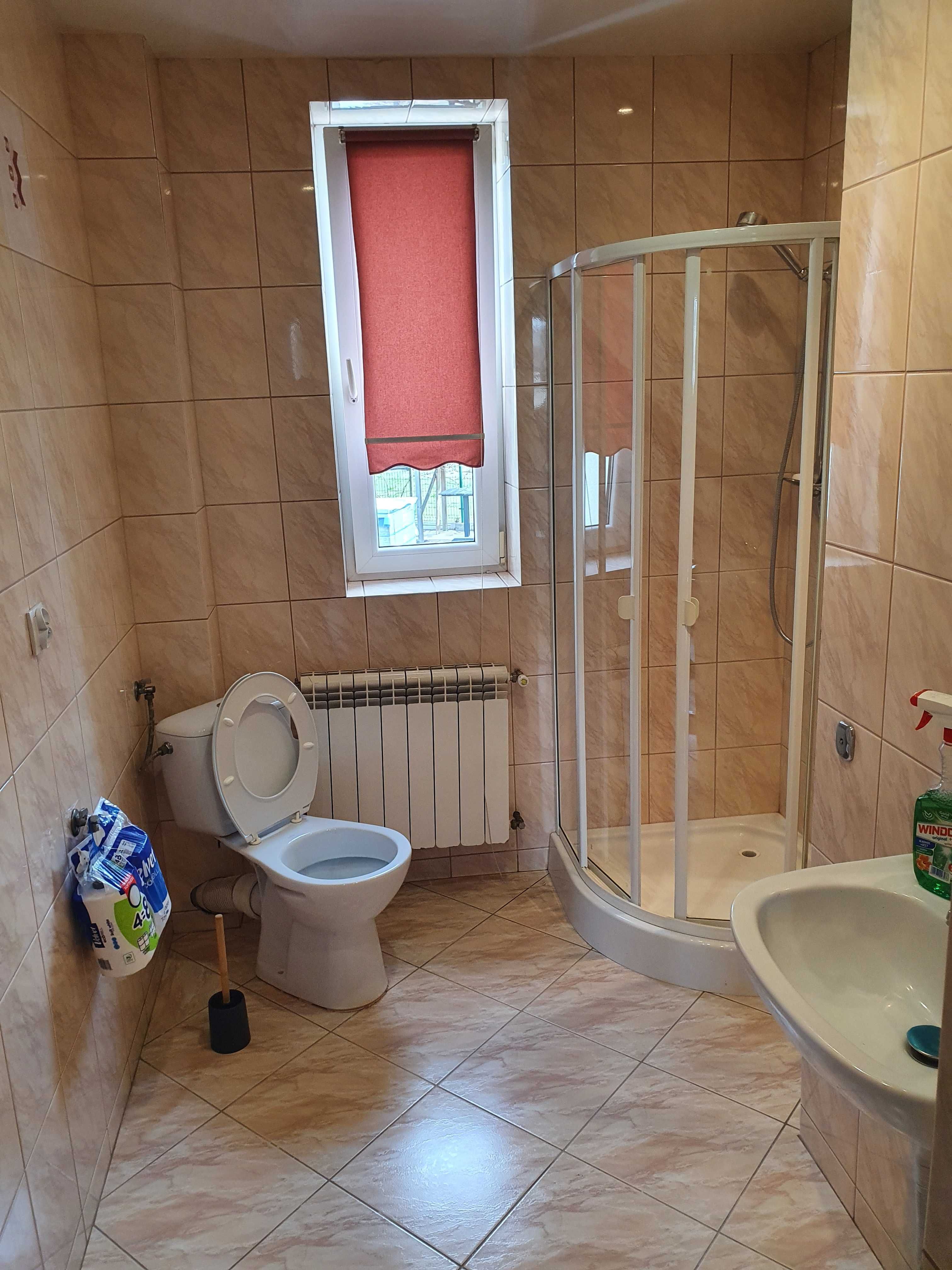 Wynajem niezaleznego pietra w domu z osobnym wejsciem 60m²