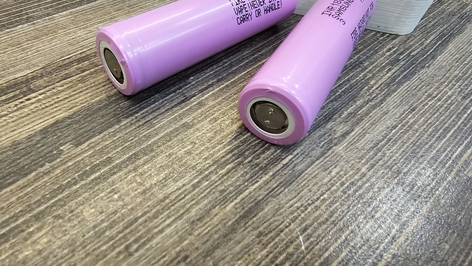 Samsung 35e 18650 Ogniwa akumulatory 3500mah INR18650. 35e