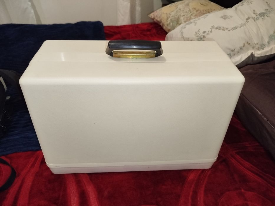 Mala de máquina de costura