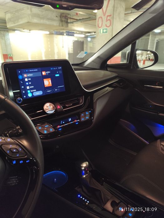 Toyota C-HR 1.8 Hybrid Exclusive + Pack Luxury • 2023 • 42.000 km