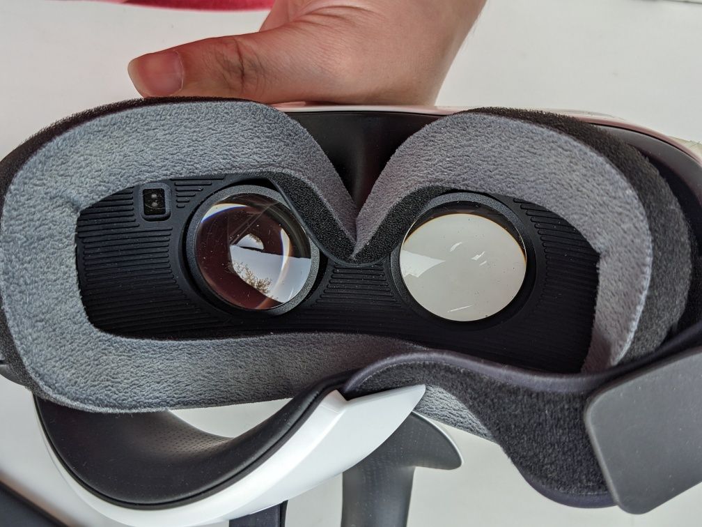 Окуляри Samsung Gear VR для Galaxy S6, S7