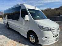 Mercedes-Benz Sprinter 517, 519  Nowy model, 24 miejsc
