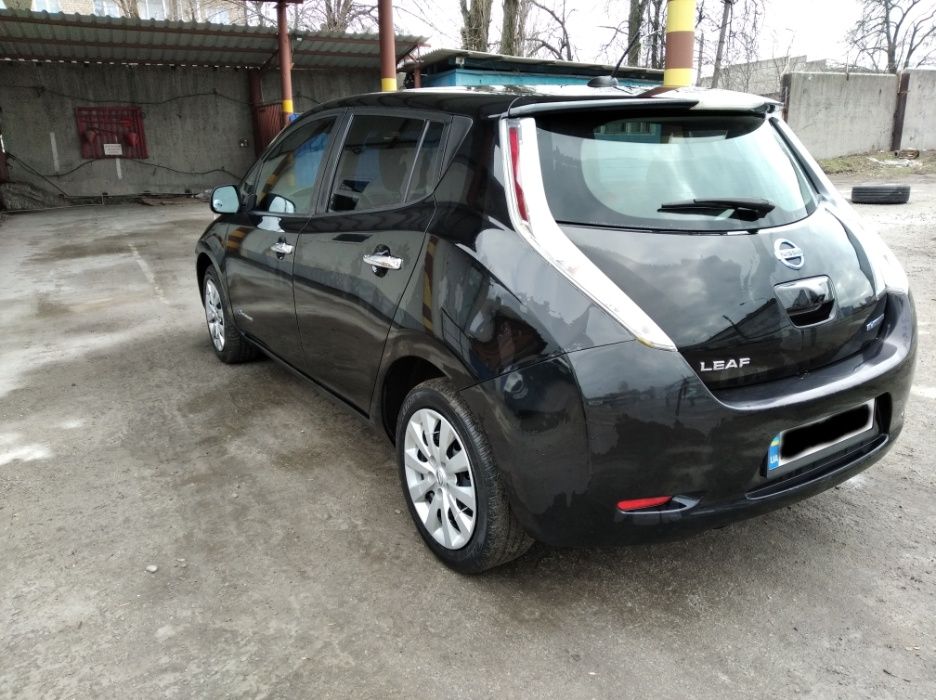 Nissan Leaf S 2015