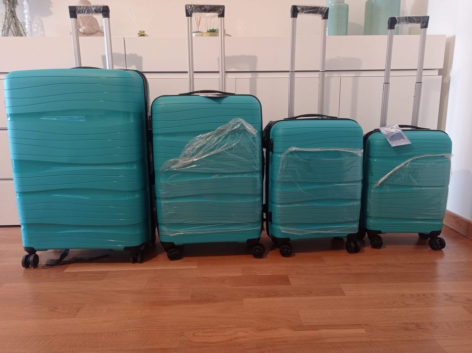 Trolleys de viagem NOVOS