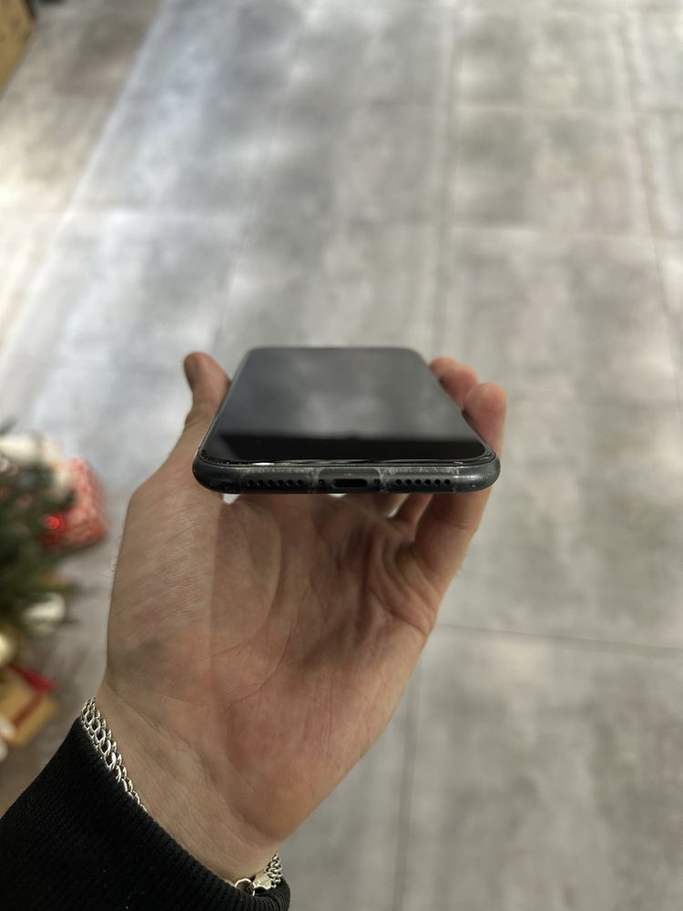 iPhone 11 128GB Black Neverlock
