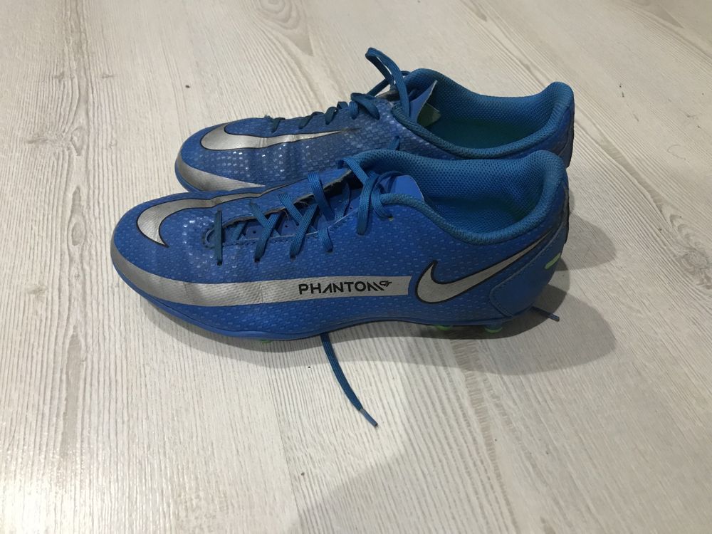 Korki Nike Phantom rozmiar 36,5