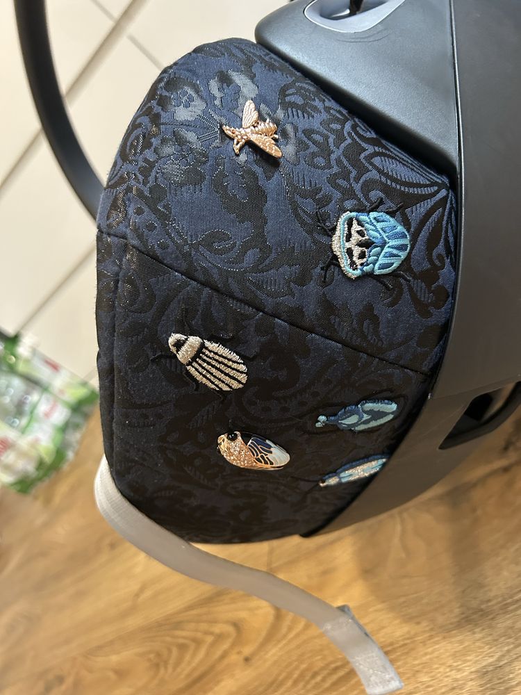 Nosidełko cybex jewels of nature cloud z i-size plus baza