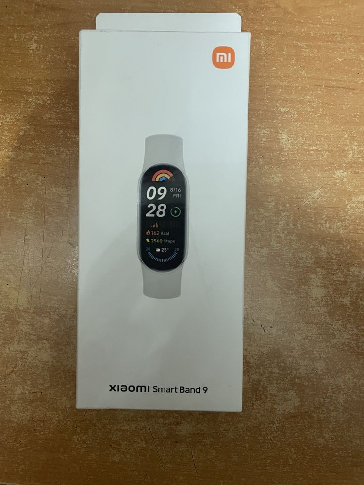 Продам часы mi bend 9