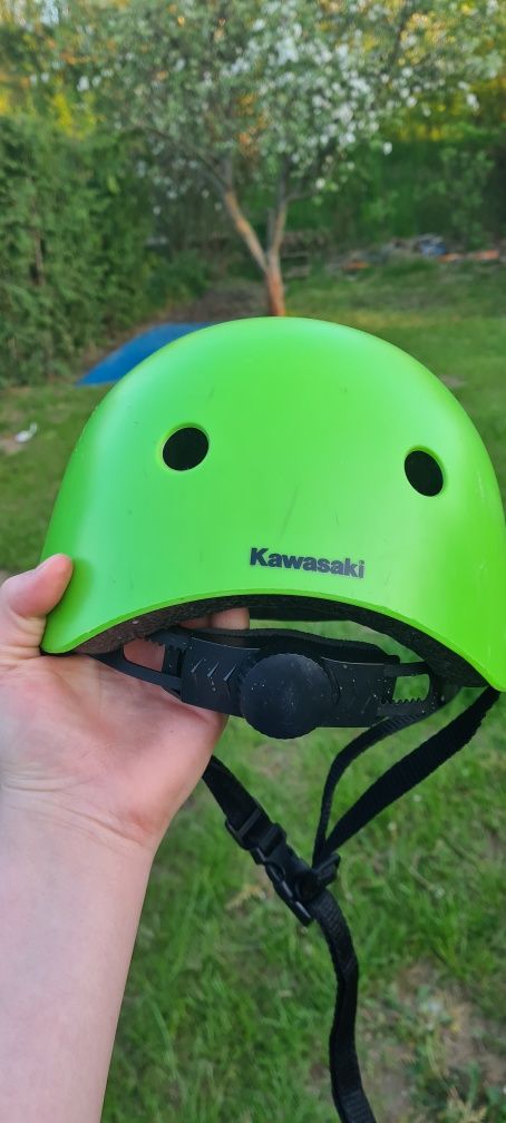 Kask na rower na skuter kawasaki