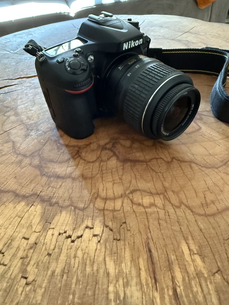 Nikon D7100 + obiektyw Nikon DX AF-S NIKKOR 18-55 1:3.5-5-6G