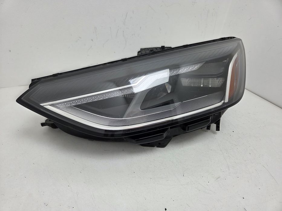 Фара ліва Audi A4 B9 2020-2024 USA