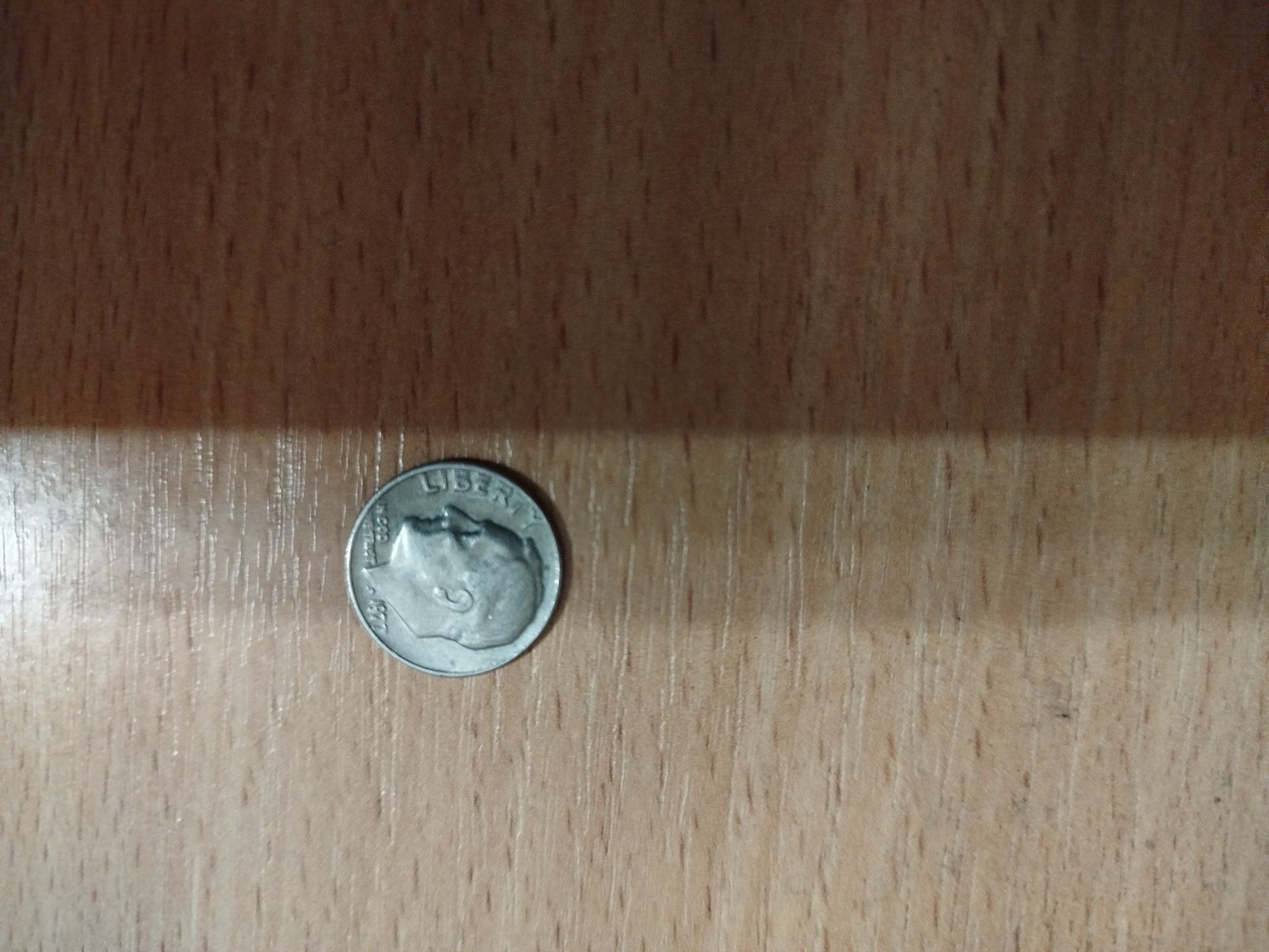 Продам монети з різних країн
