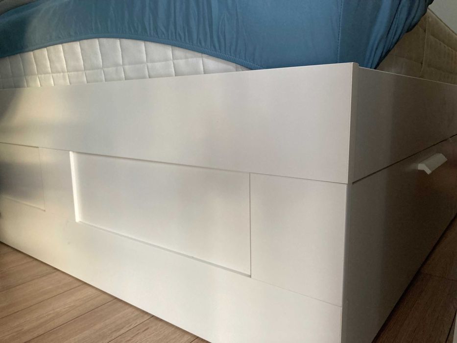 Rama łóżka IKEA 140x200 – Z szufladami – Biała