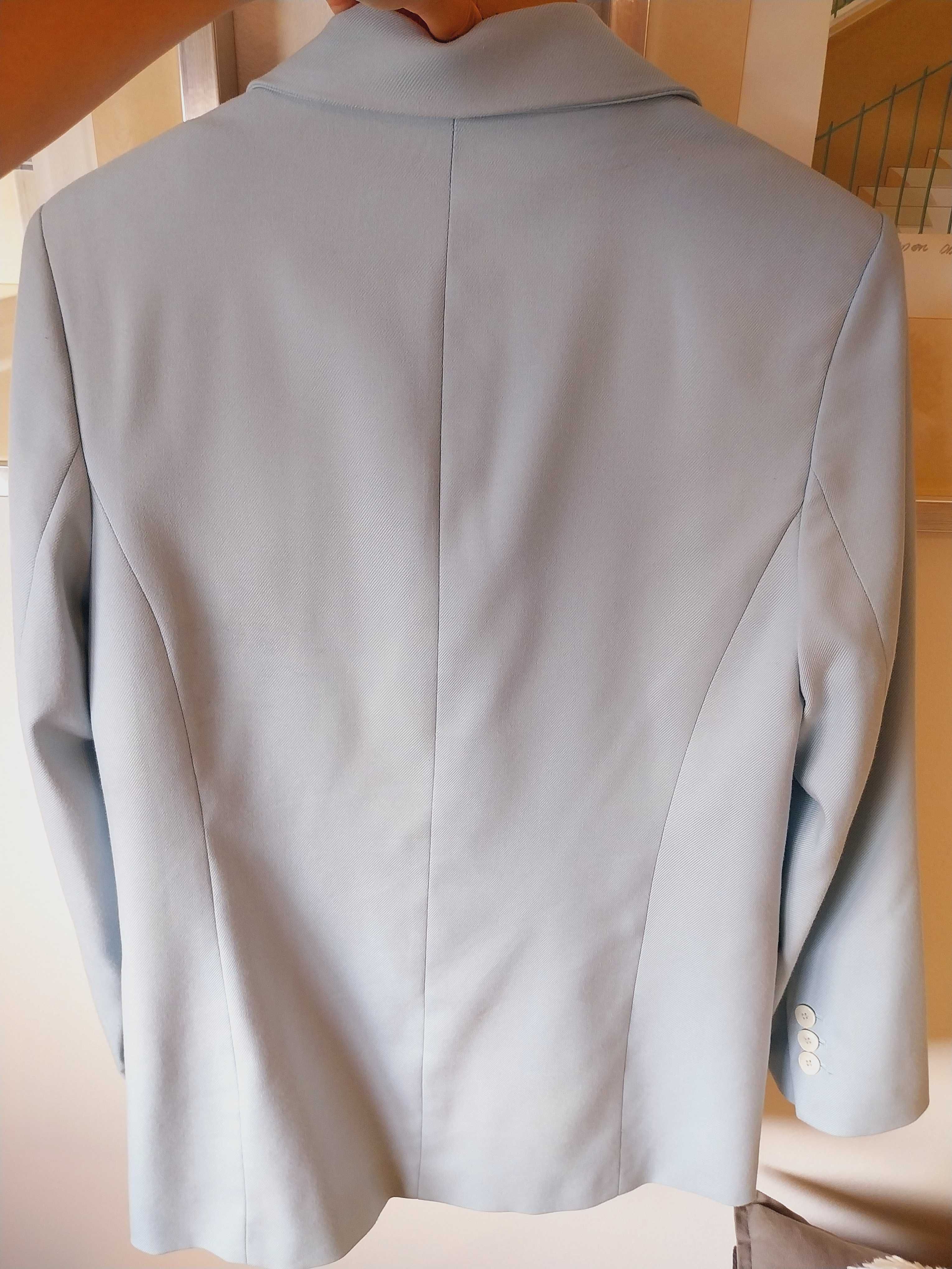 Blazer Zara azul claro S