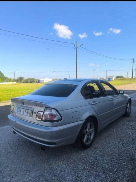 Vendo BMW 320 E46