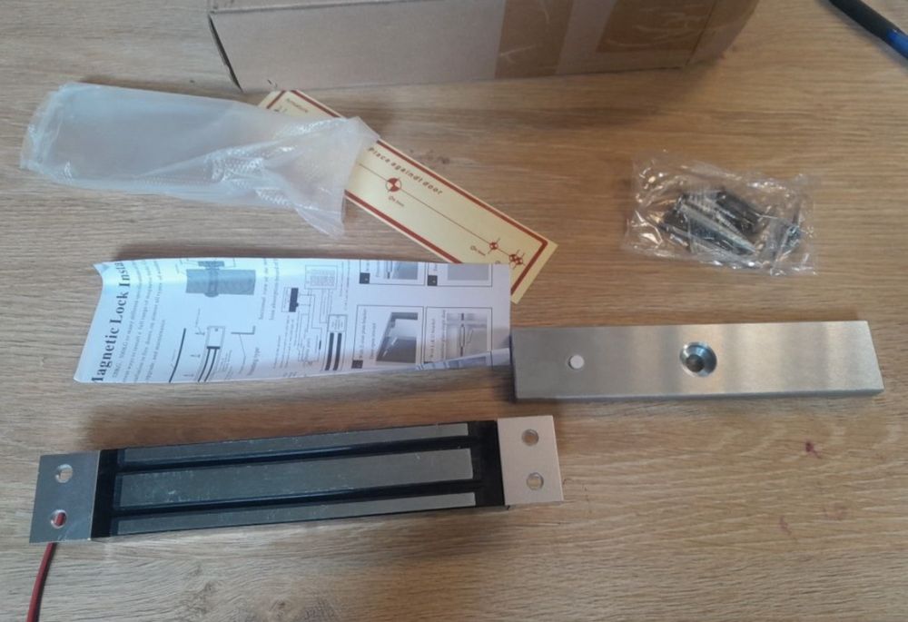 Zamek elektromagnetyczny 280kg