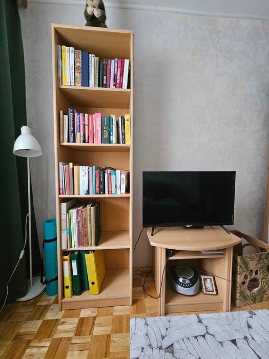 Oddam komodę, biblioteczkę i szafkę rtv