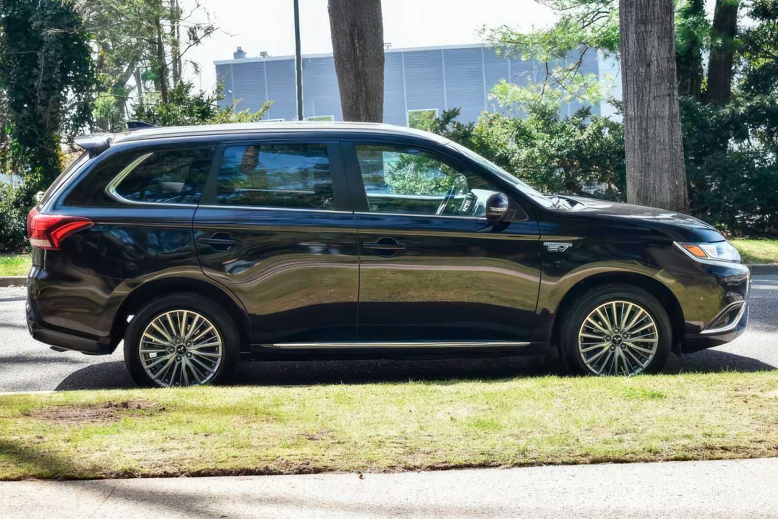 2019 Mitsubishi Outlander PHEV SEL