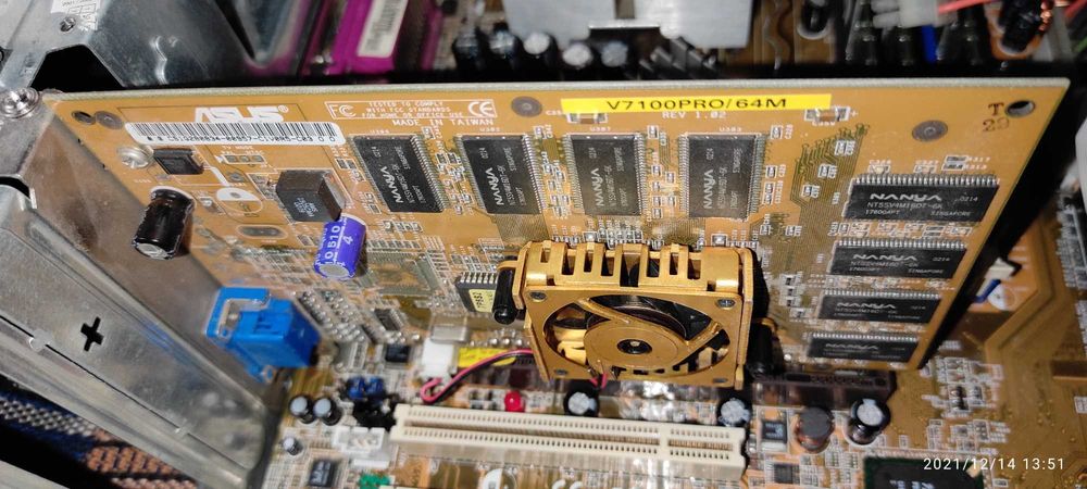 Asus Nvidia/ATI PCI/AGP/PCIx Видеокарта A9180