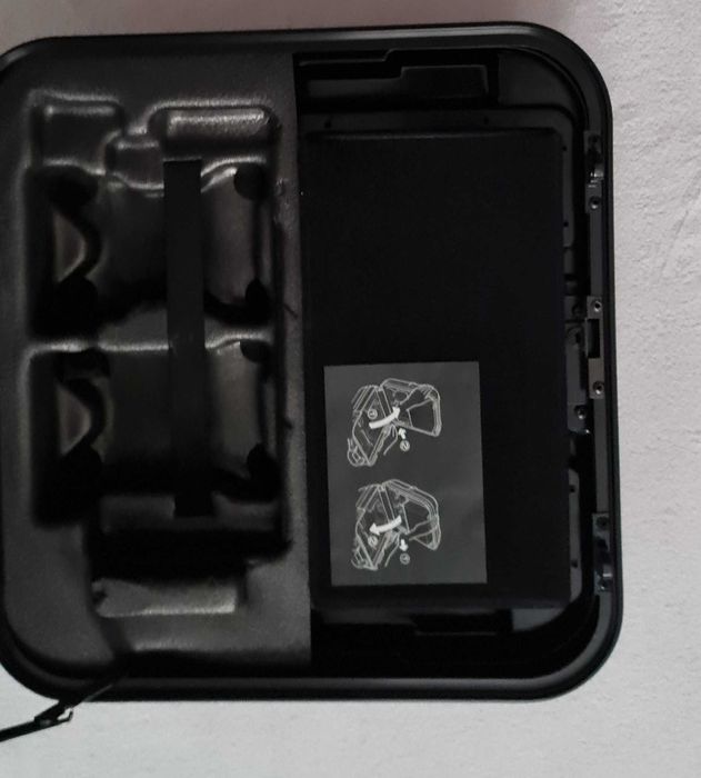 Mala rígida para máquina filmar - Mitsubishi