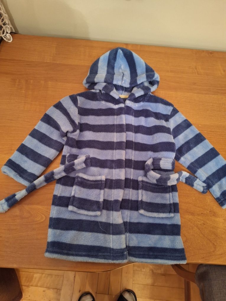Pluszowy, mięciutki szlafrok dziecięcy 92 cm 18/24 m-cy