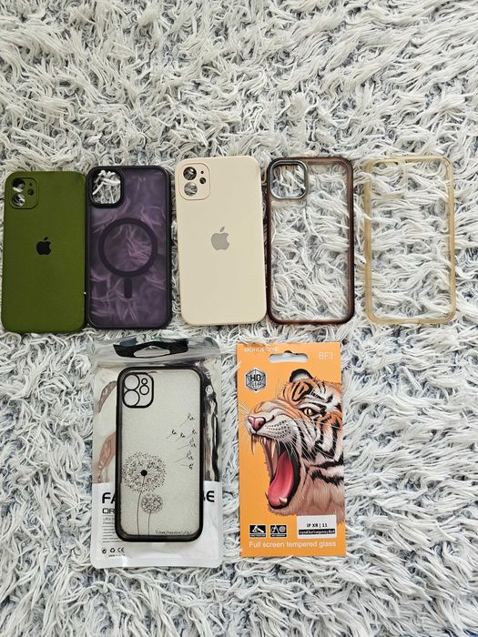 Чохли, накладки на айфон 11