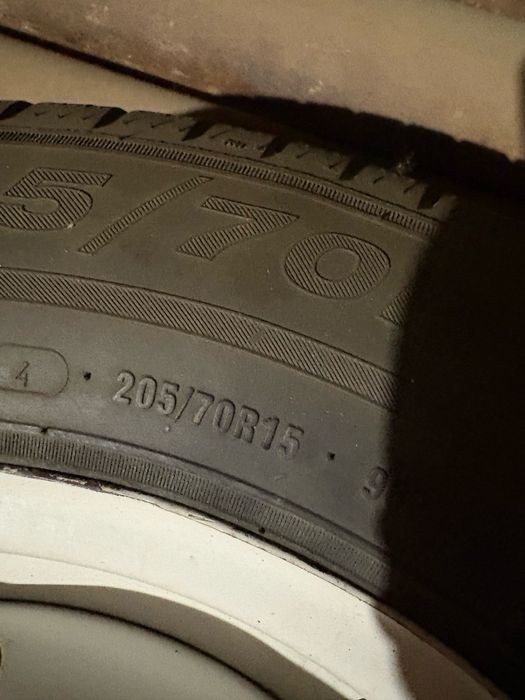 Колеса зимові Nokian 195/65/R25