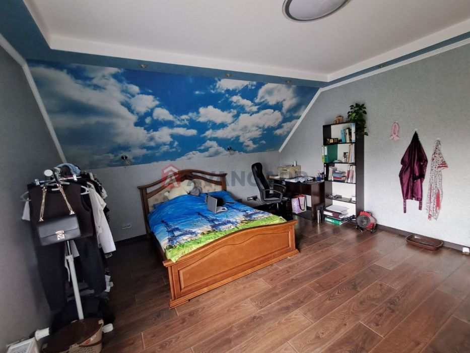 Сучасний будинок з камінним залом та садом, Глеваха (Кожухівка)