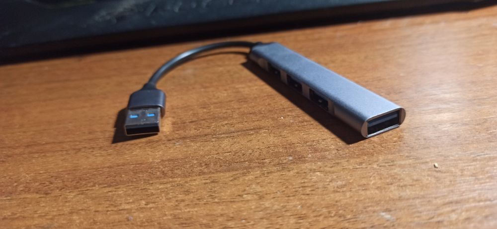 USB A - USB A Hub EssagerI HB1 3USB 2.0 и 1USB 3.0 Юсб А  Хаб