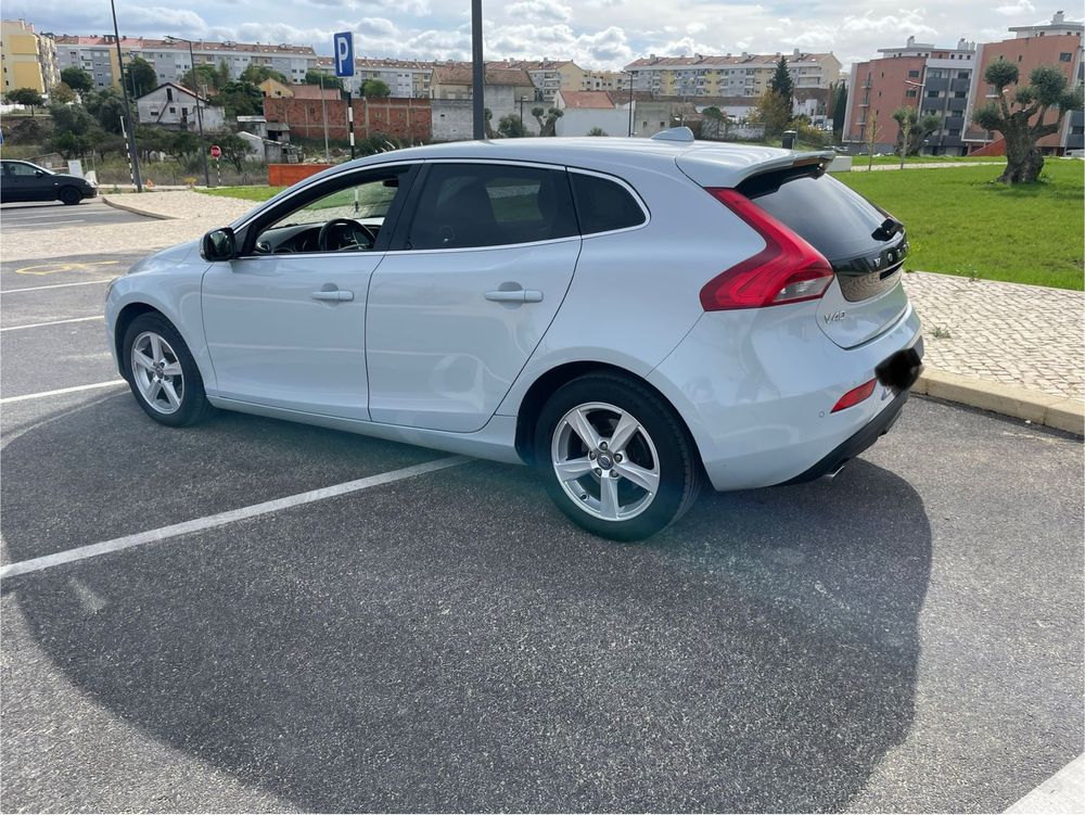Volvo v40 d3 2.0 150cv
