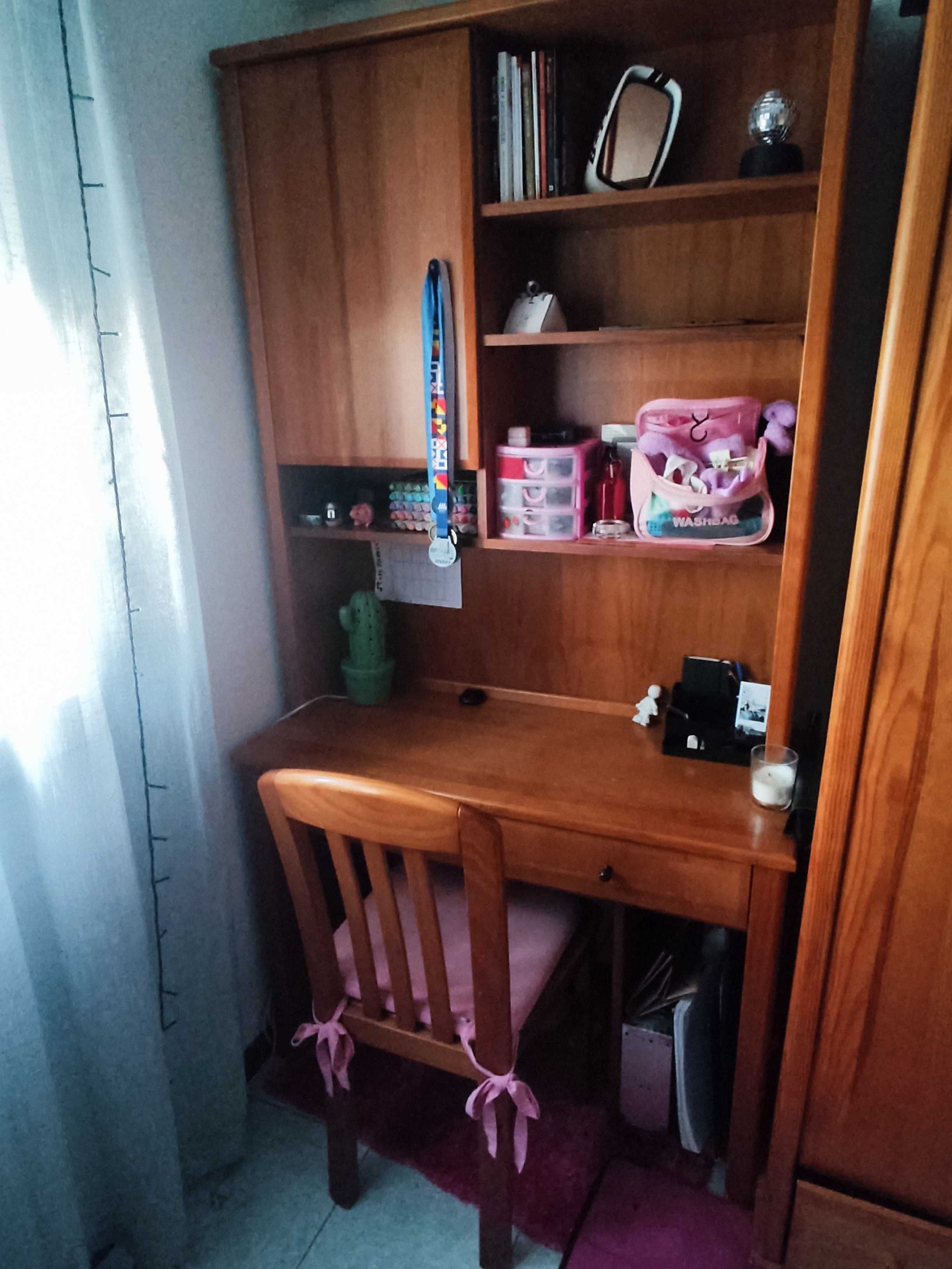 Vendo moveis estúdio