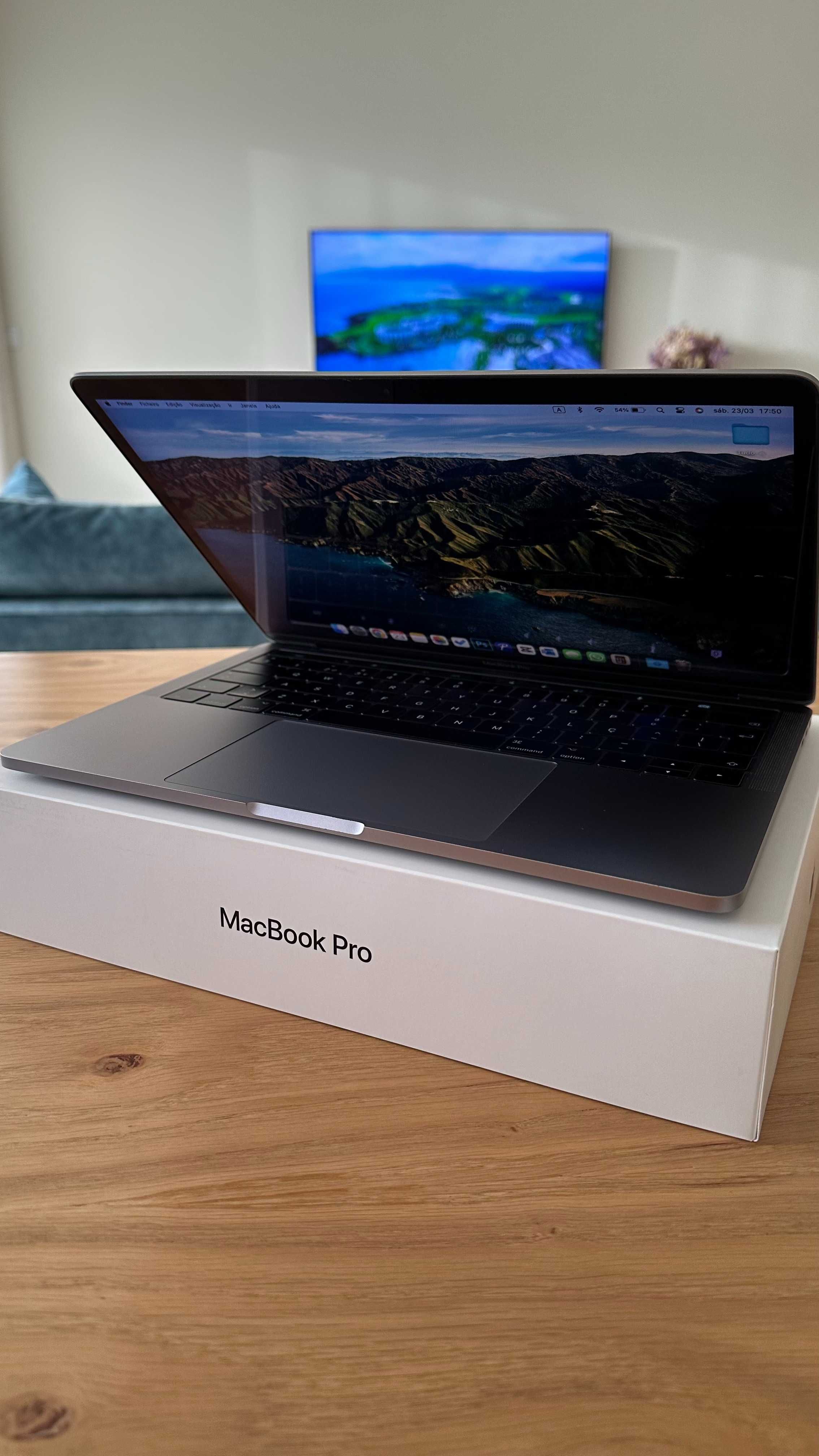 MacBook Pro 13” 2017 | i5 | 8GB | 256GB | TouchBar e Touch ID
