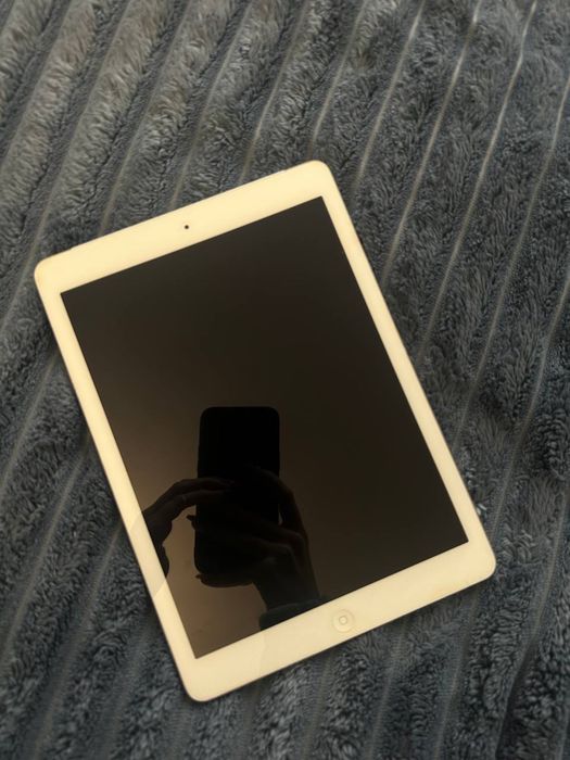 Ipad Air 1 Silver 32gb в идеальном состоянии!