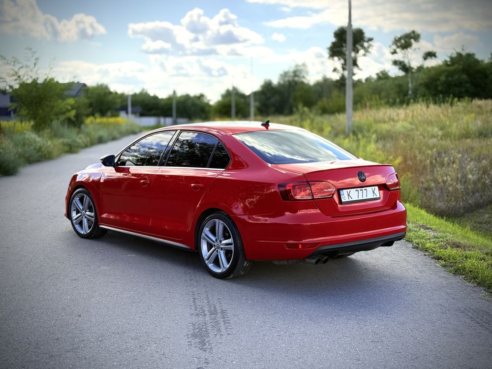 Volkswagen Jetta 2014 VI 2.0 TSI (211 K.с.) GLI