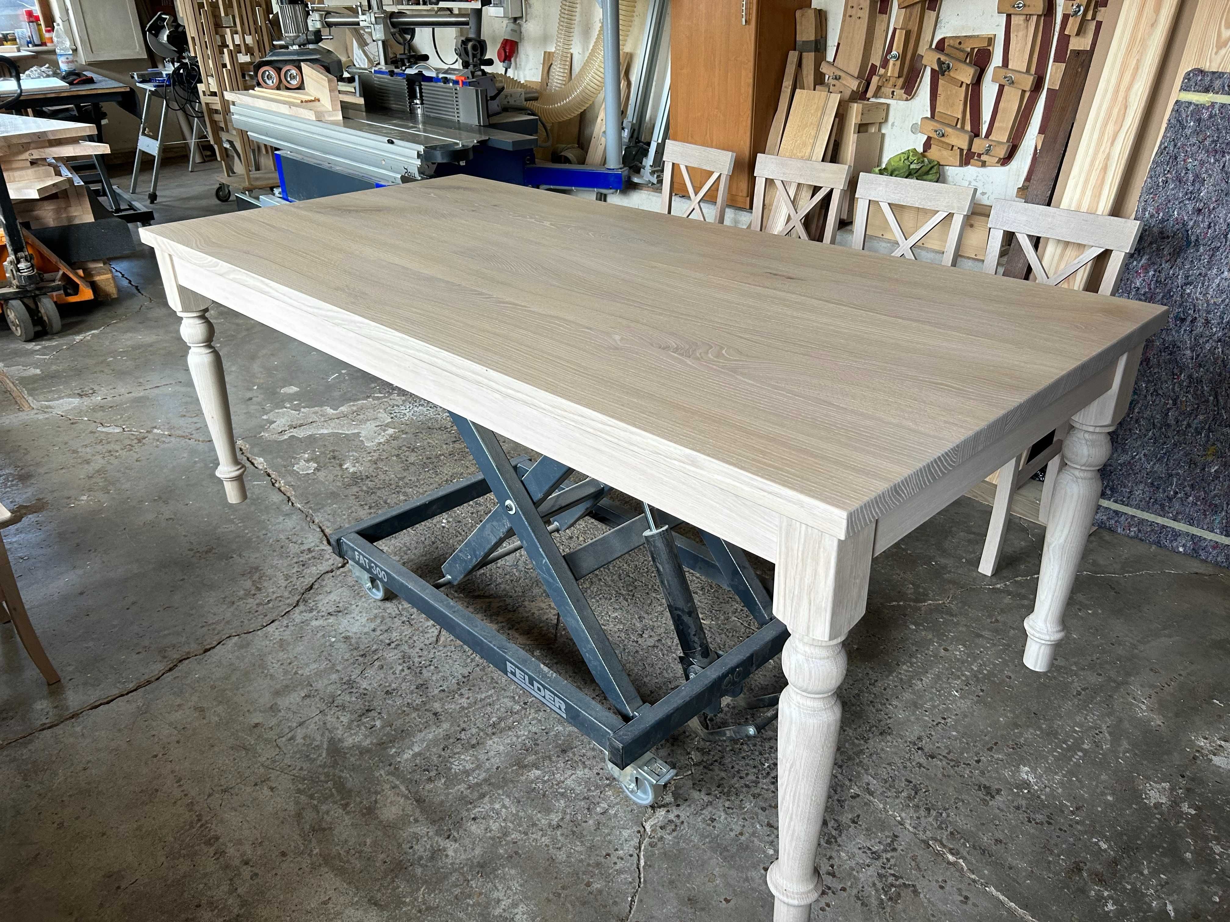 Stół dębowy drewniany
