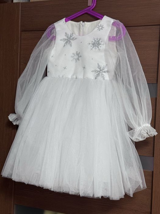 Плаття-сніжинка